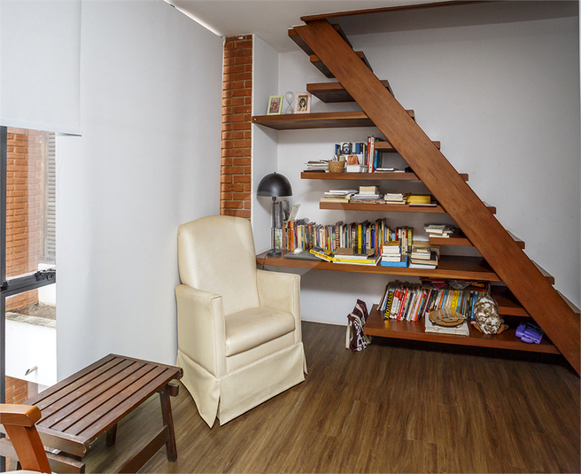Foto REO713311