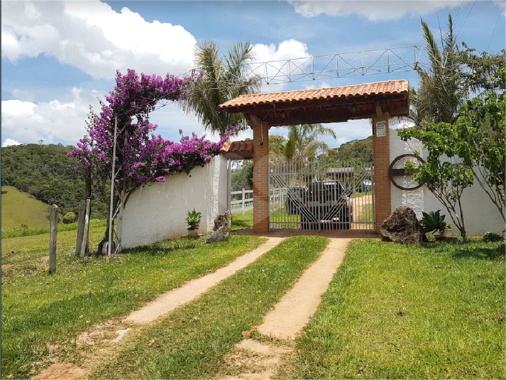 Foto REO713501