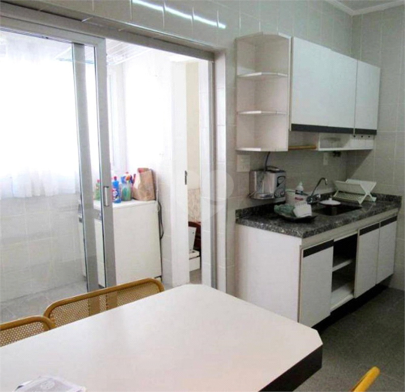 Venda Apartamento Guarujá Enseada REO713806 11