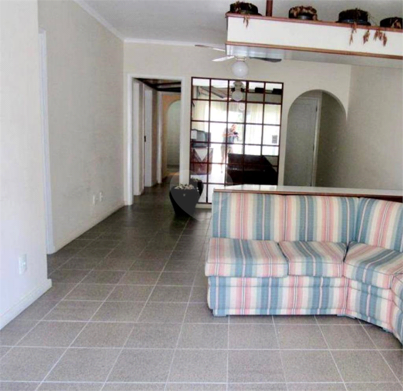 Venda Apartamento Guarujá Enseada REO713806 3