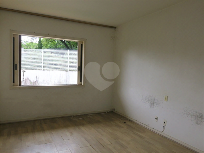 Foto REO713828