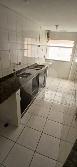 Aluguel Apartamento Rio De Janeiro Campo Grande REO714209 10