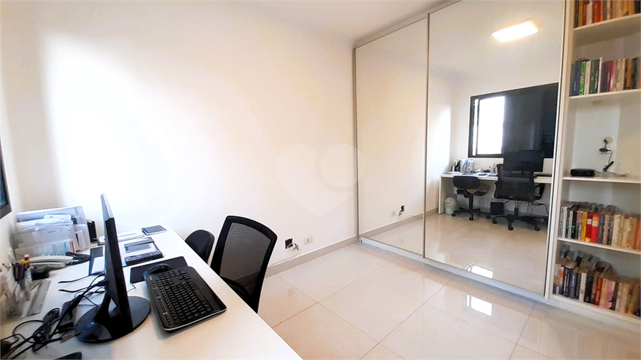 Foto REO715004
