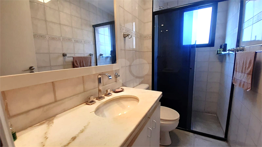 Foto REO715004