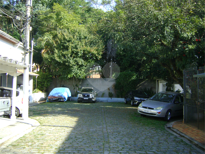 Foto REO715090