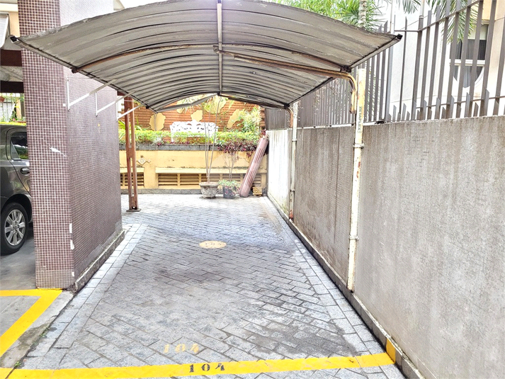 Foto REO715351