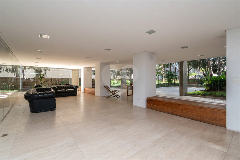 Foto REO716631