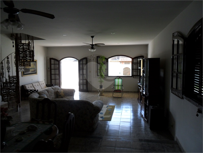Foto REO716913