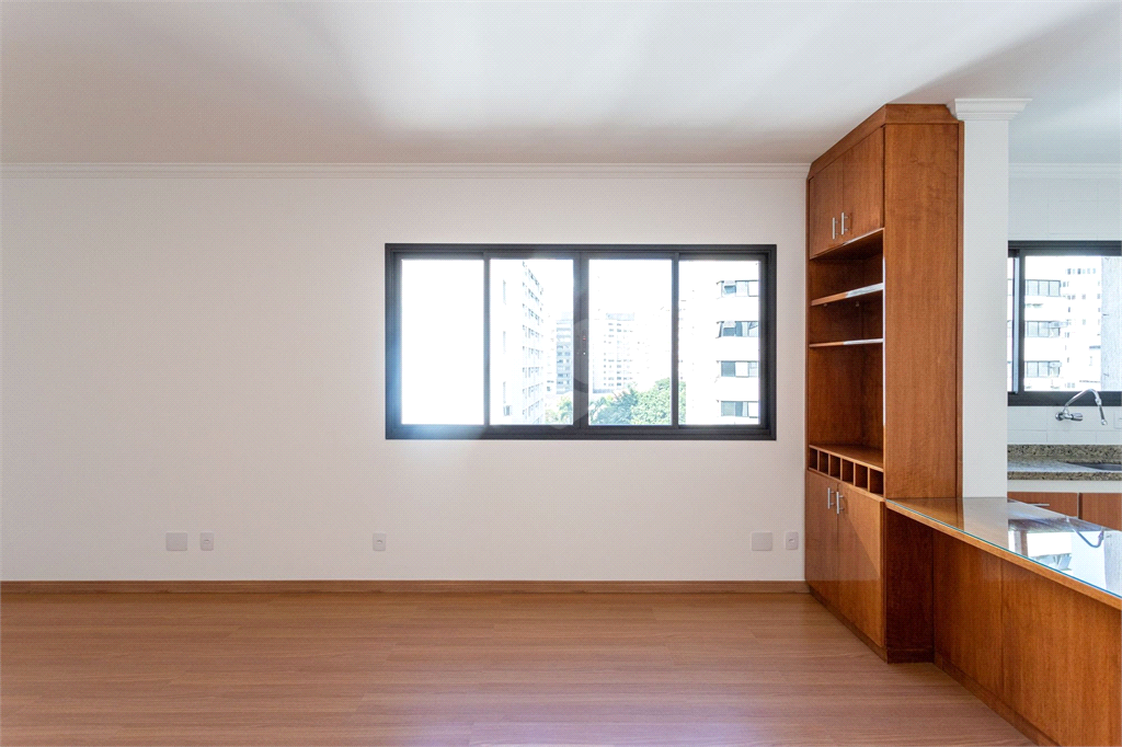 Venda Apartamento São Paulo Santa Cecília REO717056 3