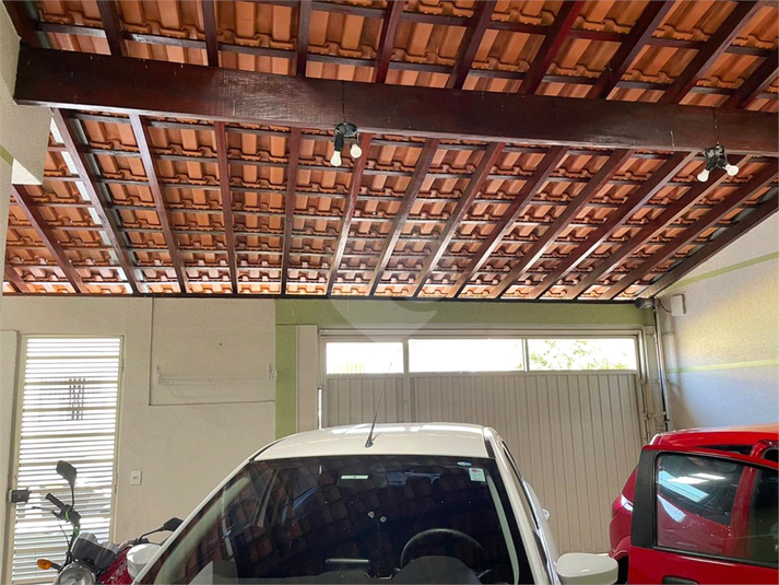 Foto REO717284