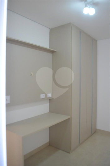 Venda Apartamento São Paulo Carandiru REO717341 11