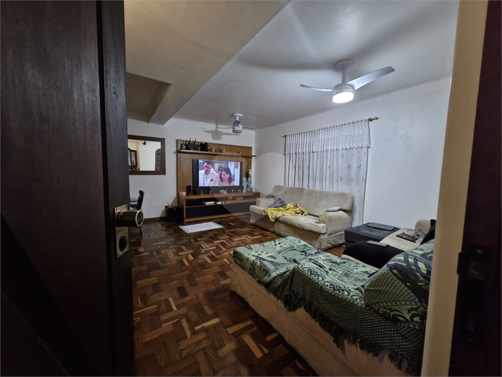 Foto REO71770