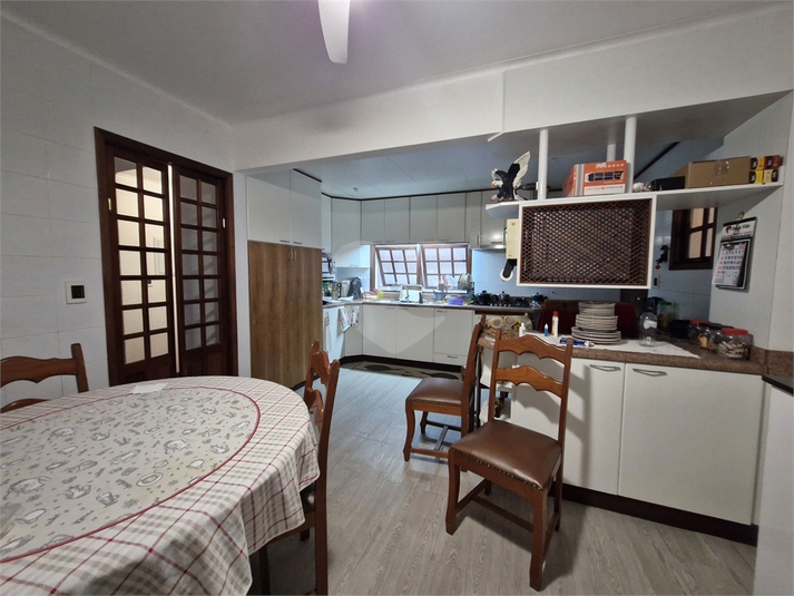 Foto REO71770