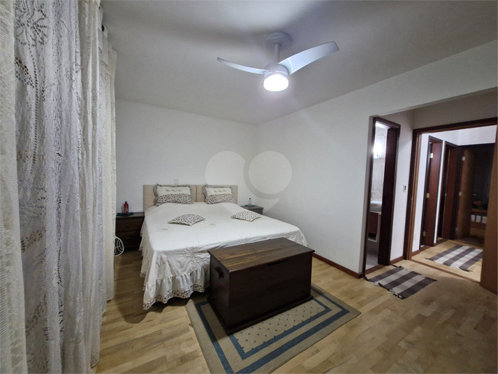 Foto REO71770