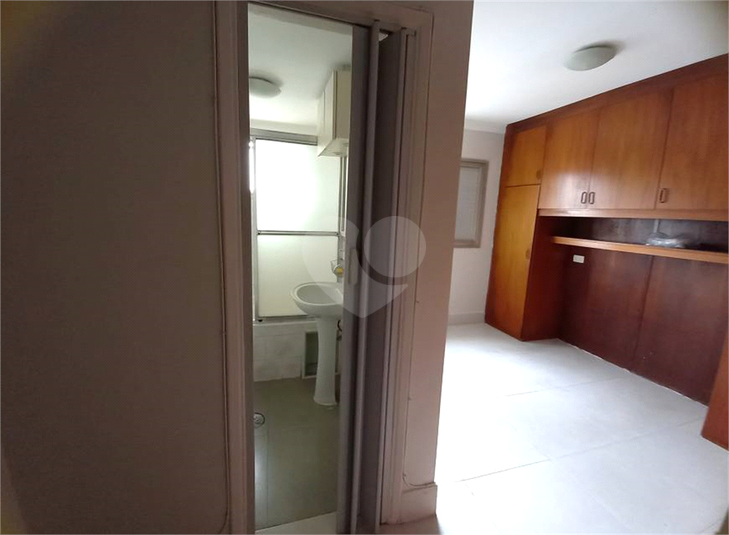 Venda Apartamento São Paulo Santana REO718039 31