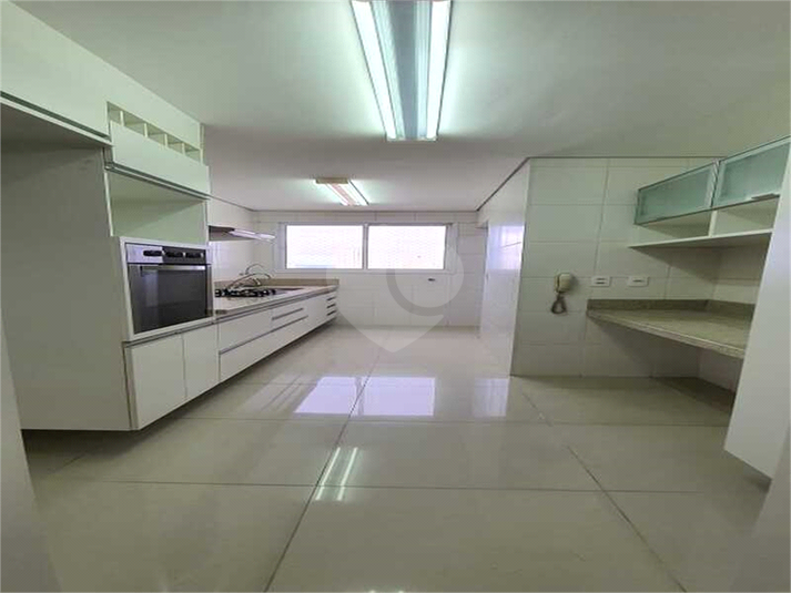 Foto REO718250