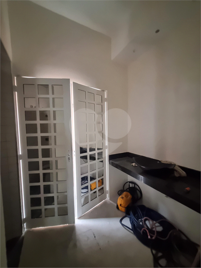 Foto REO718400