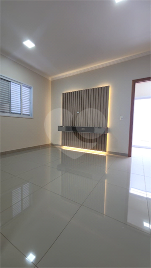 Foto REO718431