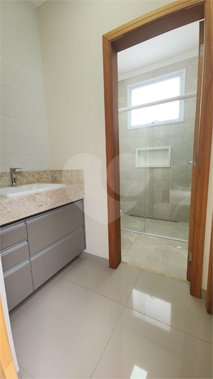 Foto REO718431