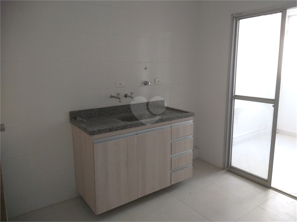 Venda Apartamento São Paulo Santana REO718623 15