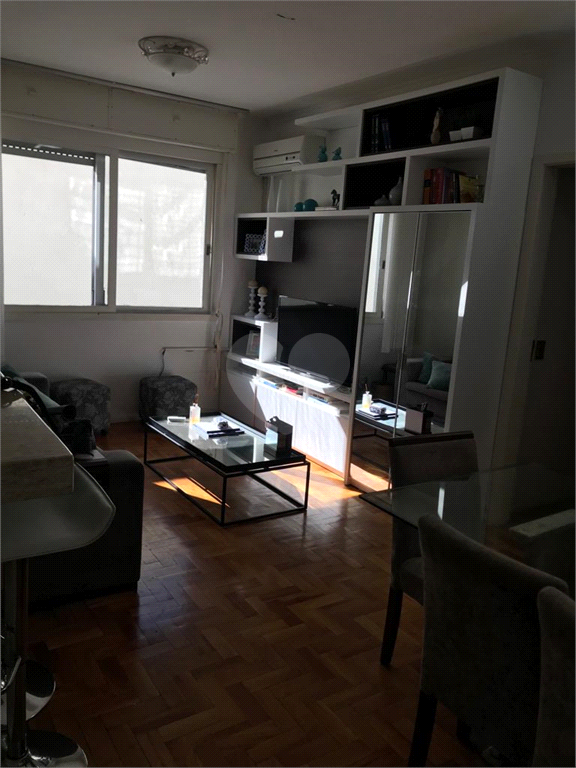 Venda Apartamento Porto Alegre Auxiliadora REO718869 2