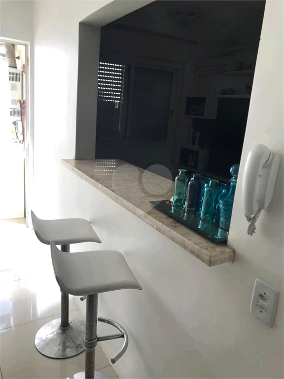 Venda Apartamento Porto Alegre Auxiliadora REO718869 6