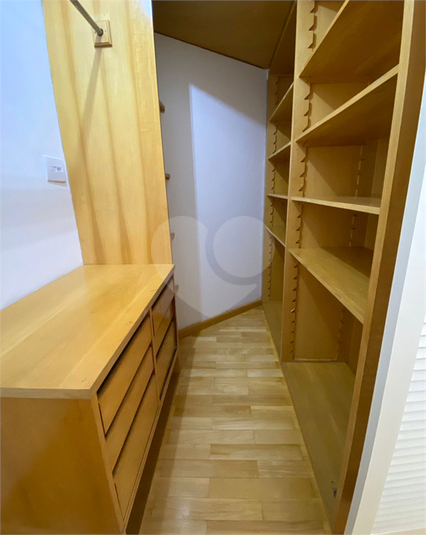 Foto REO719092