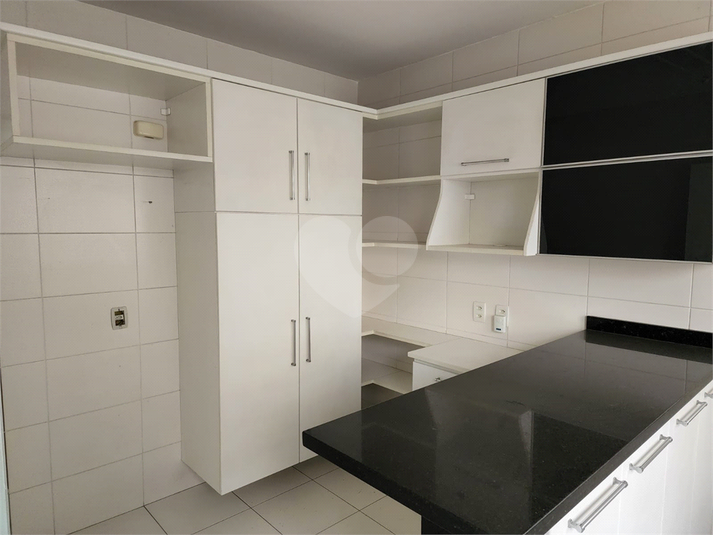 Venda Apartamento São Paulo Bela Vista REO719930 25