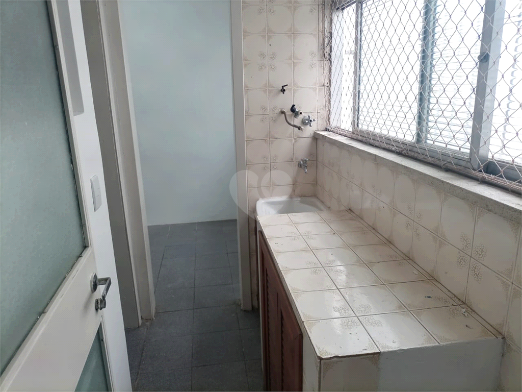 Venda Apartamento Porto Alegre Petrópolis REO720309 11