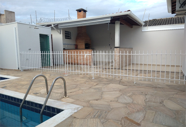 Foto REO720858