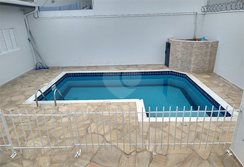 Foto REO720858