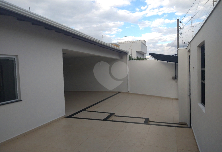 Foto REO720858