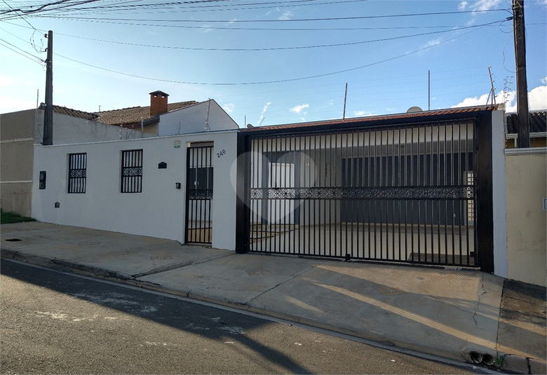Foto REO720858
