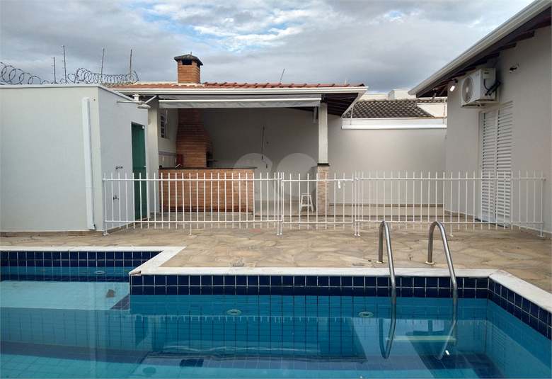 Foto REO720858