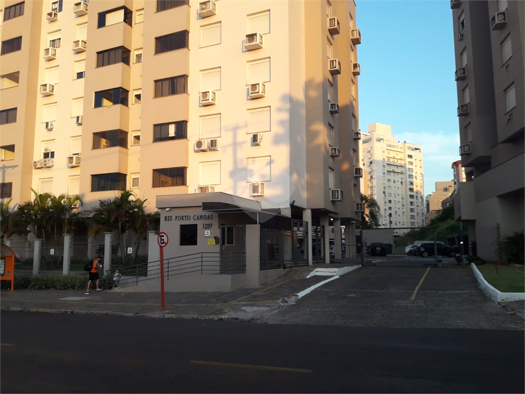 Venda Apartamento Canoas Centro REO721010 22