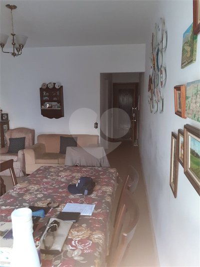 Foto REO721021