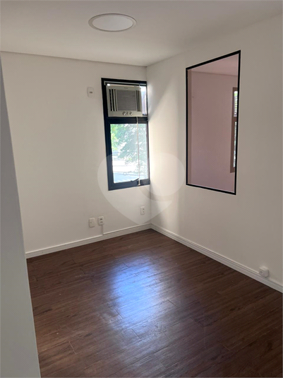 Venda Salas São Paulo Vila Clementino REO721681 4