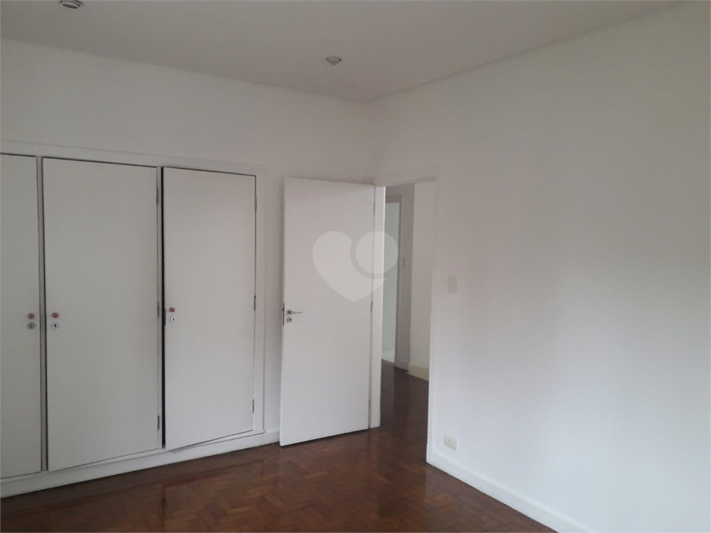 Venda Casa São Paulo Pacaembu REO723703 13