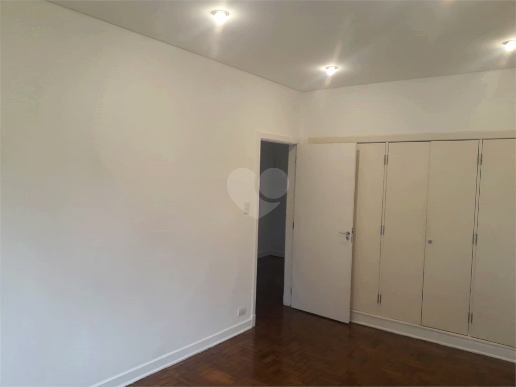 Venda Casa São Paulo Pacaembu REO723703 20