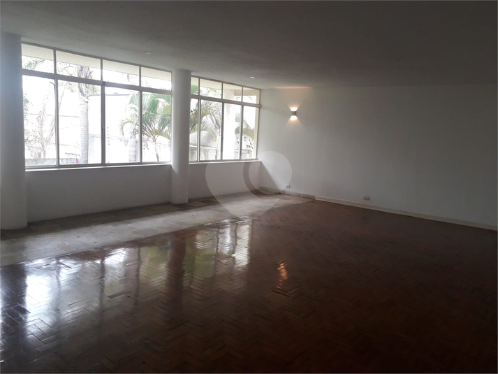 Venda Casa São Paulo Pacaembu REO723703 43