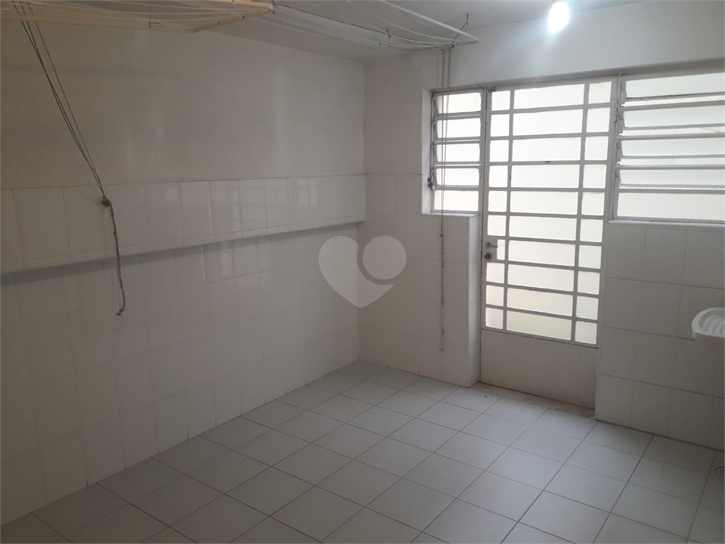 Venda Casa São Paulo Pacaembu REO723703 46