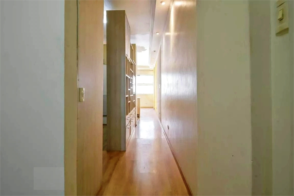 Venda Apartamento São Paulo República REO724199 7