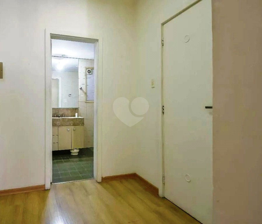 Venda Apartamento São Paulo República REO724199 16