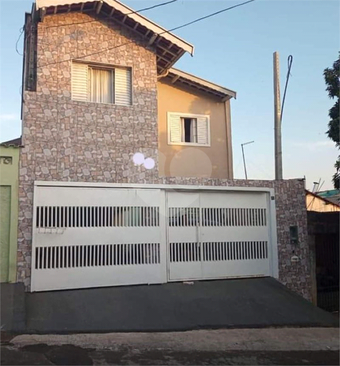 Foto REO724255