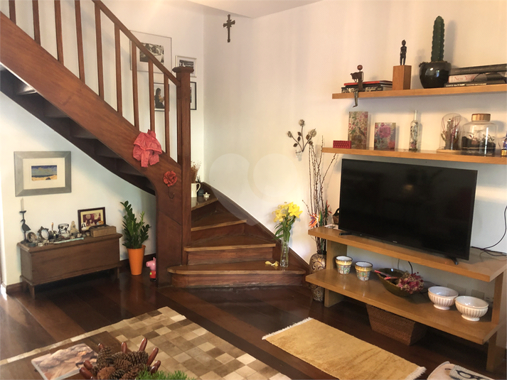 Venda Casa de vila São Paulo Vila Olímpia REO724431 8