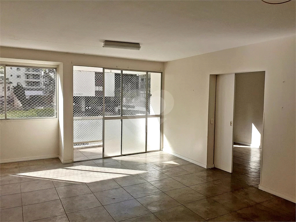 Venda Apartamento São Paulo Santa Cecília REO724552 18