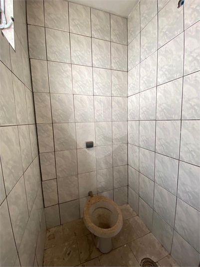 Banheiro feminino 
