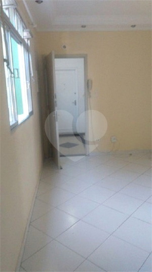 Venda Apartamento São Vicente Centro REO725551 11