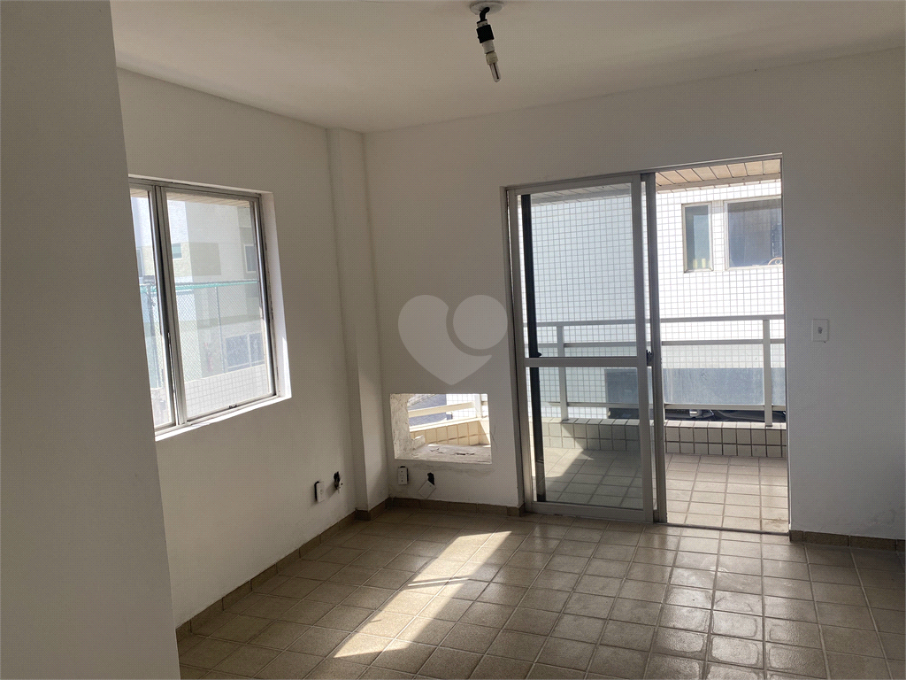 Venda Apartamento Maceió Ponta Verde REO725733 9