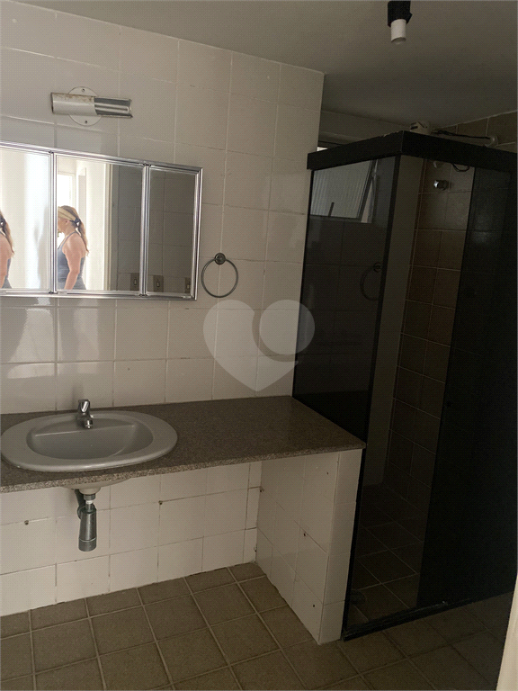 Venda Apartamento Maceió Ponta Verde REO725733 20